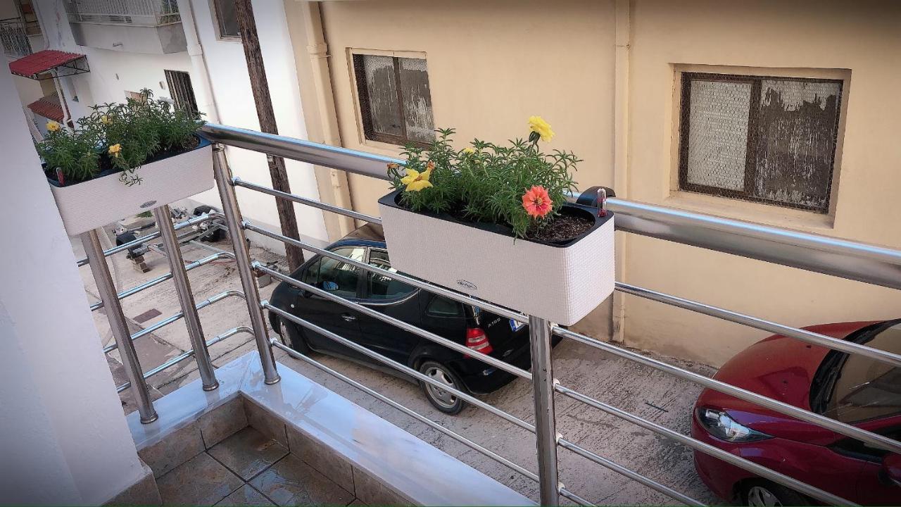 The Green Apartment Кавала Екстериор снимка